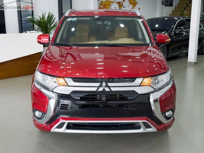 Xe Mitsubishi Outlander 2.0 CVT 2022