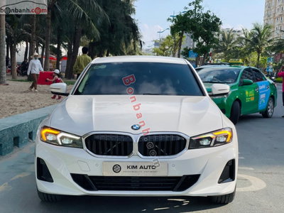 Xe BMW 3 Series 320i Sport Line 2025