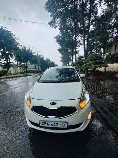 KIA RONDO GAT 2016