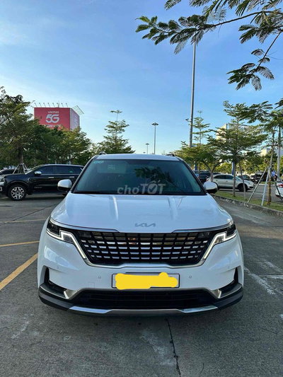 Kia Carnival Premium 2024 Trắng 47000 km