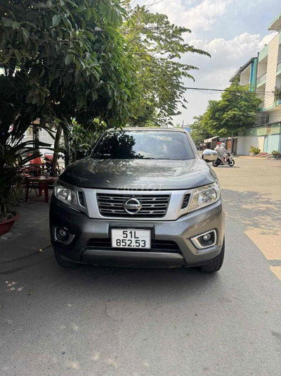 Nissan Navara VGS Turbo Xám