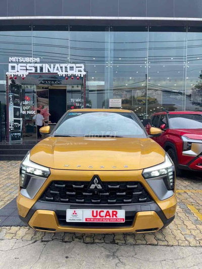 MITSUBISHI XFORCE PREMIUM 2024 VÀNG THỂ THAO