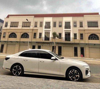 VinFast Lux A 2.0 2019 48000 km Trắng