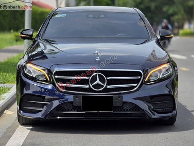 Xe Mercedes Benz E class E300 AMG 2020
