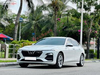 Xe VinFast Lux A 2.0 Plus 2.0 AT 2021