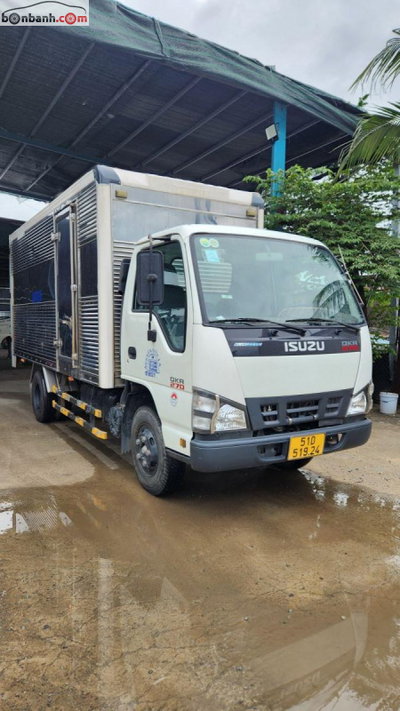 Xe Isuzu QKR QLR77FE4 Thùng Kín 2019