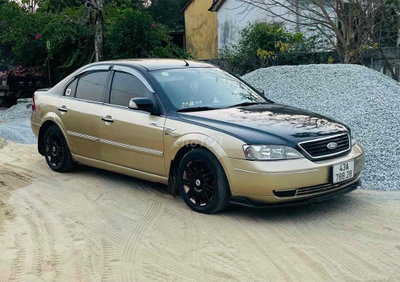 Ford Mondeo Tự động Vàng cát Maybas