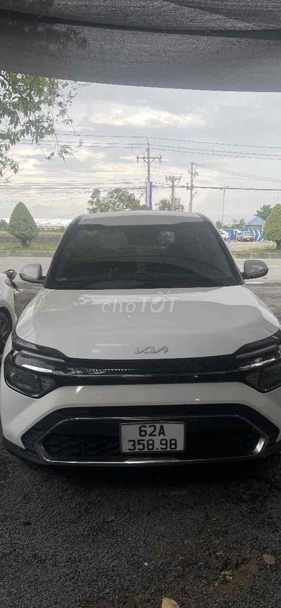 Kia Caren 2023 Trắng