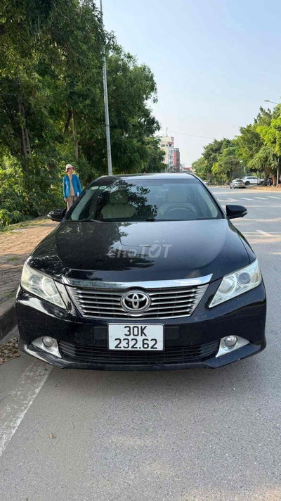 Toyota Camry AT 2.5 G Đen