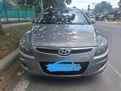 Hyundai I30 đời 2011 Tự động . nhập Hàn nguyên zin