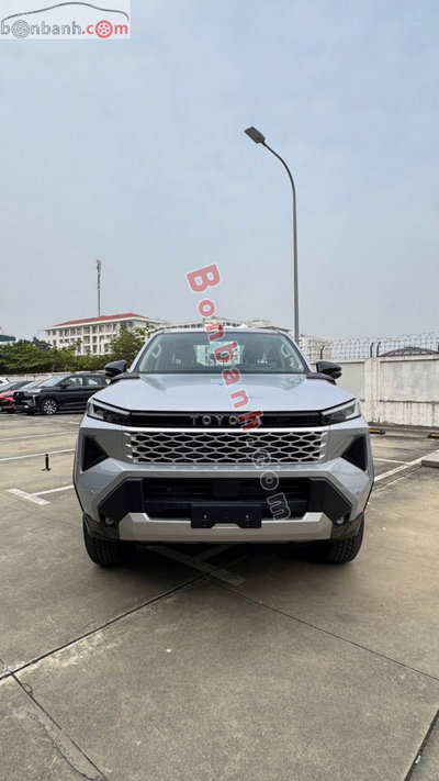 Xe Toyota Hilux Pro 2.8L 4x2 AT 2026