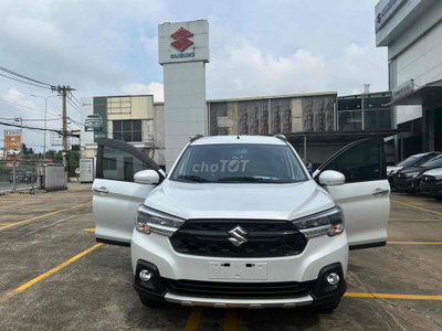 Suzuki XL7 7 chỗ Trắng Mới 100%