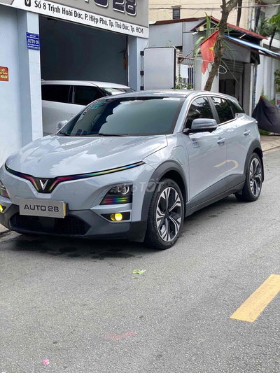 VinFast VF6 Plus 2025 mua Pin