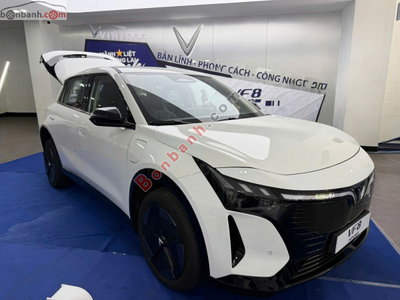 Xe VinFast VF8 ALL NEW 2026