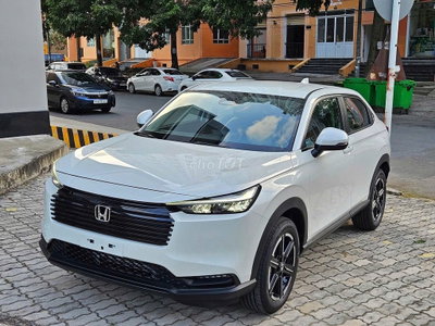 Honda HR-V G ưu đãi 50% trước bạ và nhiều quà tặng