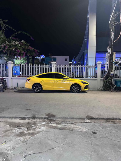 MG MG5 Lux 2023 Vàng 44000 km