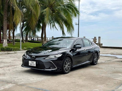 Toyota Camry 2.0 Q 2022 Đen