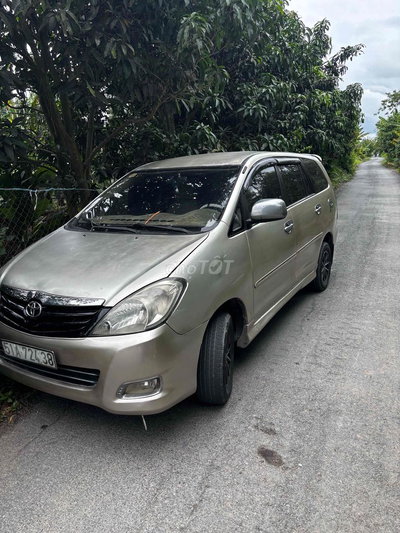 Toyota Innova 2008 Vàng cát Số sàn