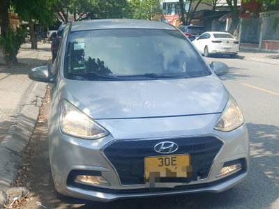 Hyundai Grand i10 Bạc