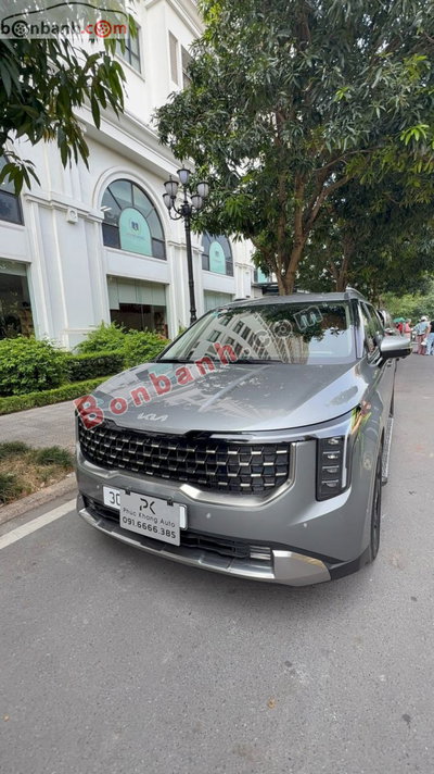 Xe Kia Carnival Signature 2.2D 2024