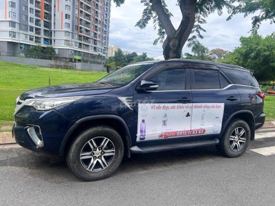 Toyota Fortuner Xanh đậm 7 chỗ