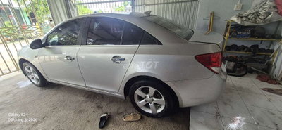 Chevrolet Cruze 2010 Bạc