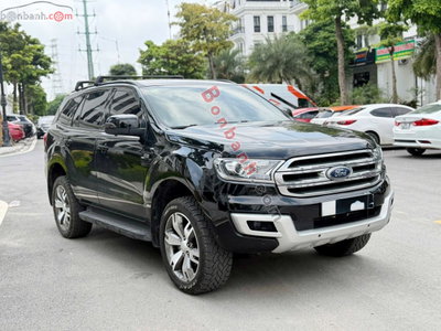 Xe Ford Everest Titanium 3.2L 4x4 AT 2016