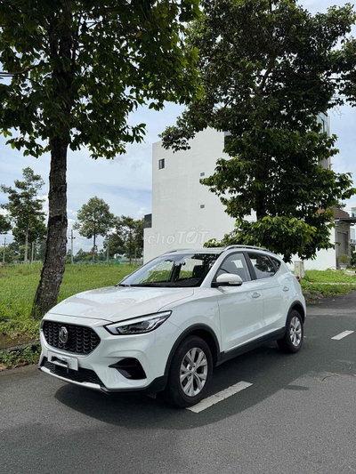 MG ZS STD 2025 17000 km Trắng