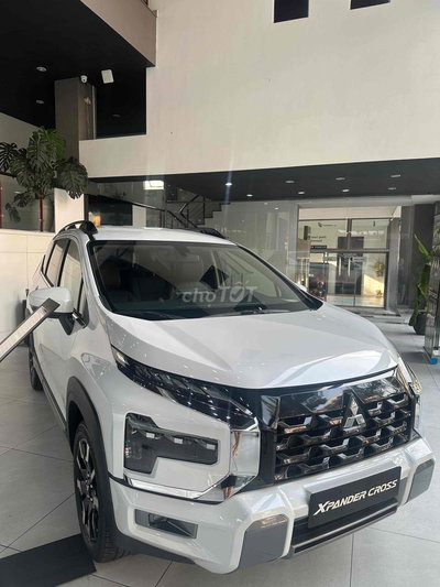 chỉ 160tr nhận xe xpander cross