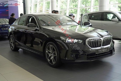 Xe BMW 5 Series 520i Premium 2026