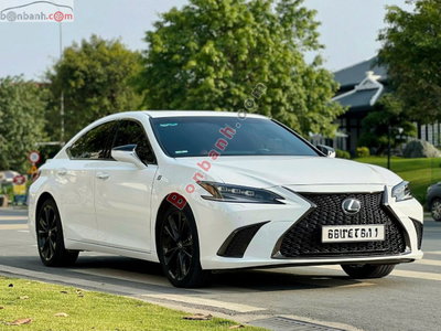 Xe Lexus ES 250 F Sport 2022
