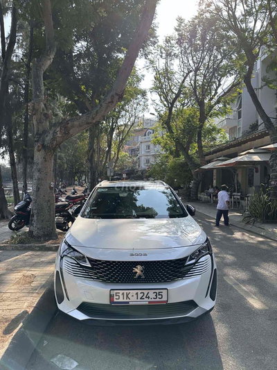 Peugeot 3008 Allure 2022 Trắng 24.000 km