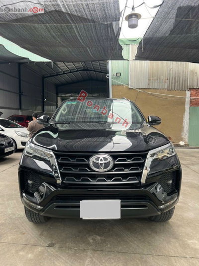 Xe Toyota Fortuner 2.4L 4x2 AT 2022