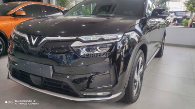 Bán xe lướt Xe điện VinFast VF8 Eco 2024 màu Đen