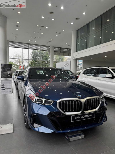 Xe BMW 5 Series 530i M Sport 2026