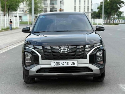 Hyundai Creta Đặc Biệt 2023 Đen 4 vạn km