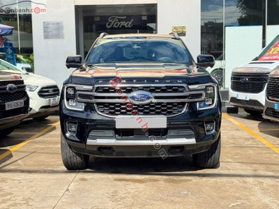 Xe Ford Everest Platinum 2.0L 4x4 AT 2025