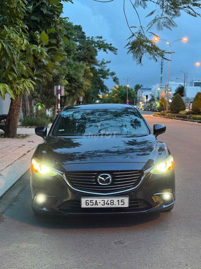 Mazda 6 2018 2.5 Premium Xanh
