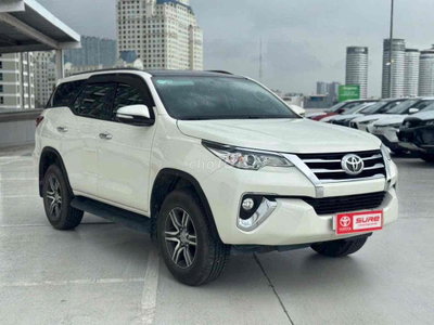 Toyota Fortuner 2017 2.7V AT Trắng