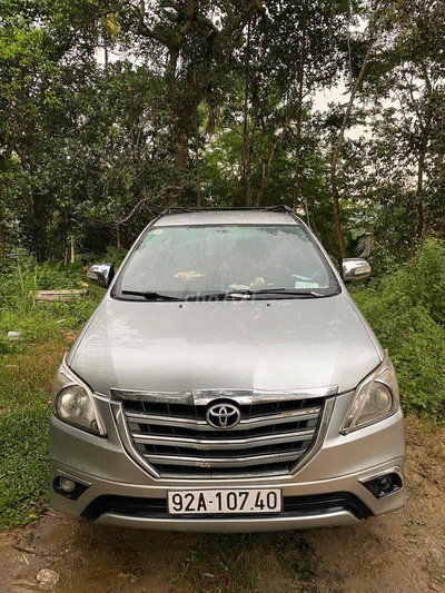 Toyota Innova 2009 Bạc 7 chỗ
