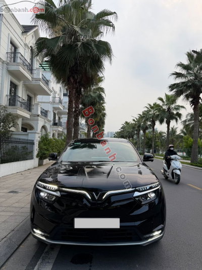 Xe VinFast VF8 Plus AWD 2025