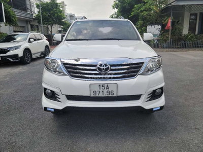 Toyota Fortuner Sportivo TRD 2016 Trắng