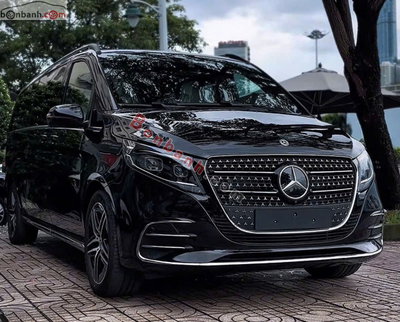 Xe Mercedes Benz V class V300 AMG 2026