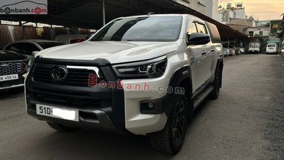 Xe Toyota Hilux 2.8L 4x4 AT 2020