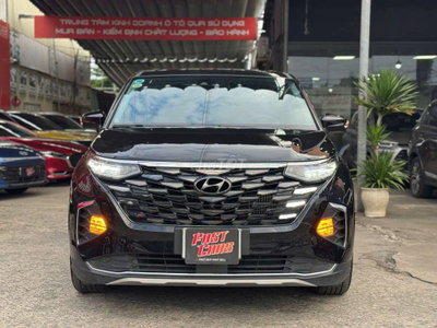 Hyundai Custin 2023 2.0T Cao Cấp, màu đen,3v6km