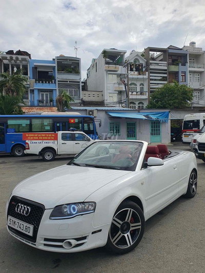 Audi A4 Convertible Trắng