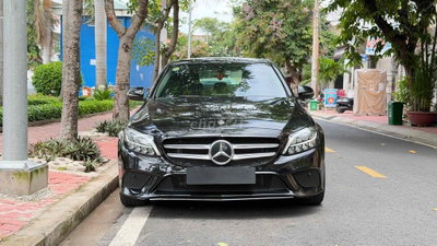 Mercedes-Benz C200 Facelift 2019 Đen