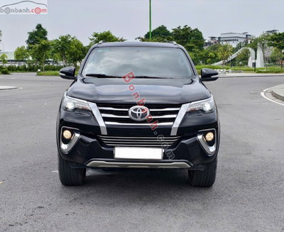 Xe Toyota Fortuner 2.7V 4x4 AT 2017