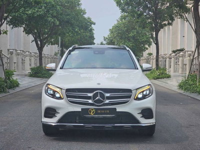 Mercedes GLC 300 AMG 2018 Trắng