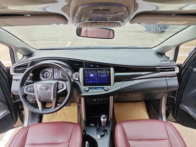 Toyota Innova 2.0G 2020 Đồng 125.000km